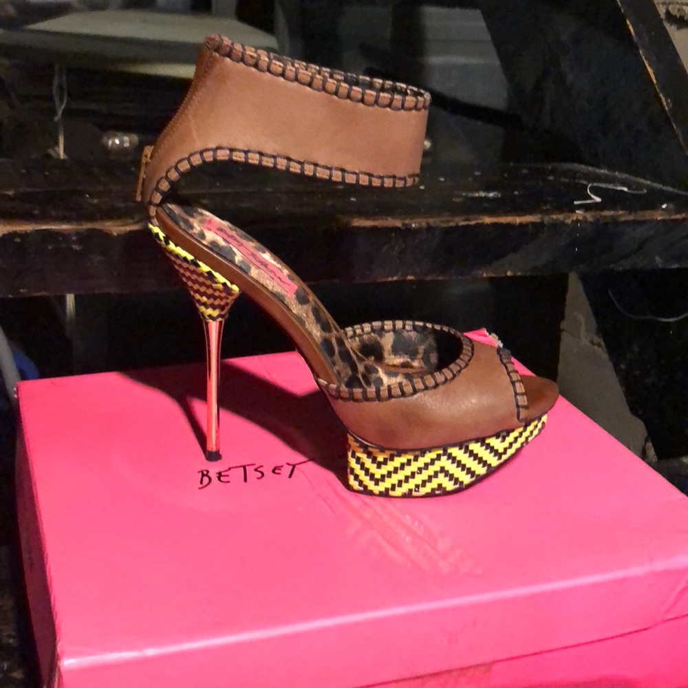 Shoes